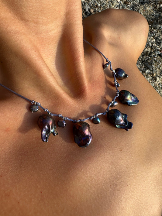 TOM NECKLACE