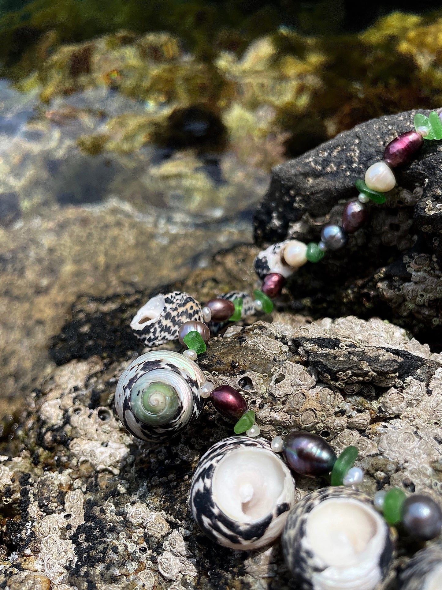 SNAILS NECKLACE