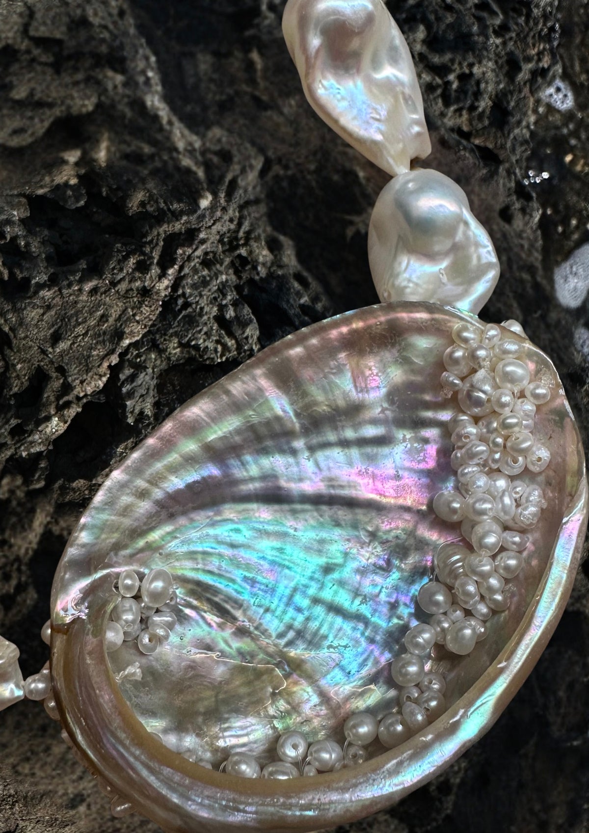 ABALORA NECKLACE