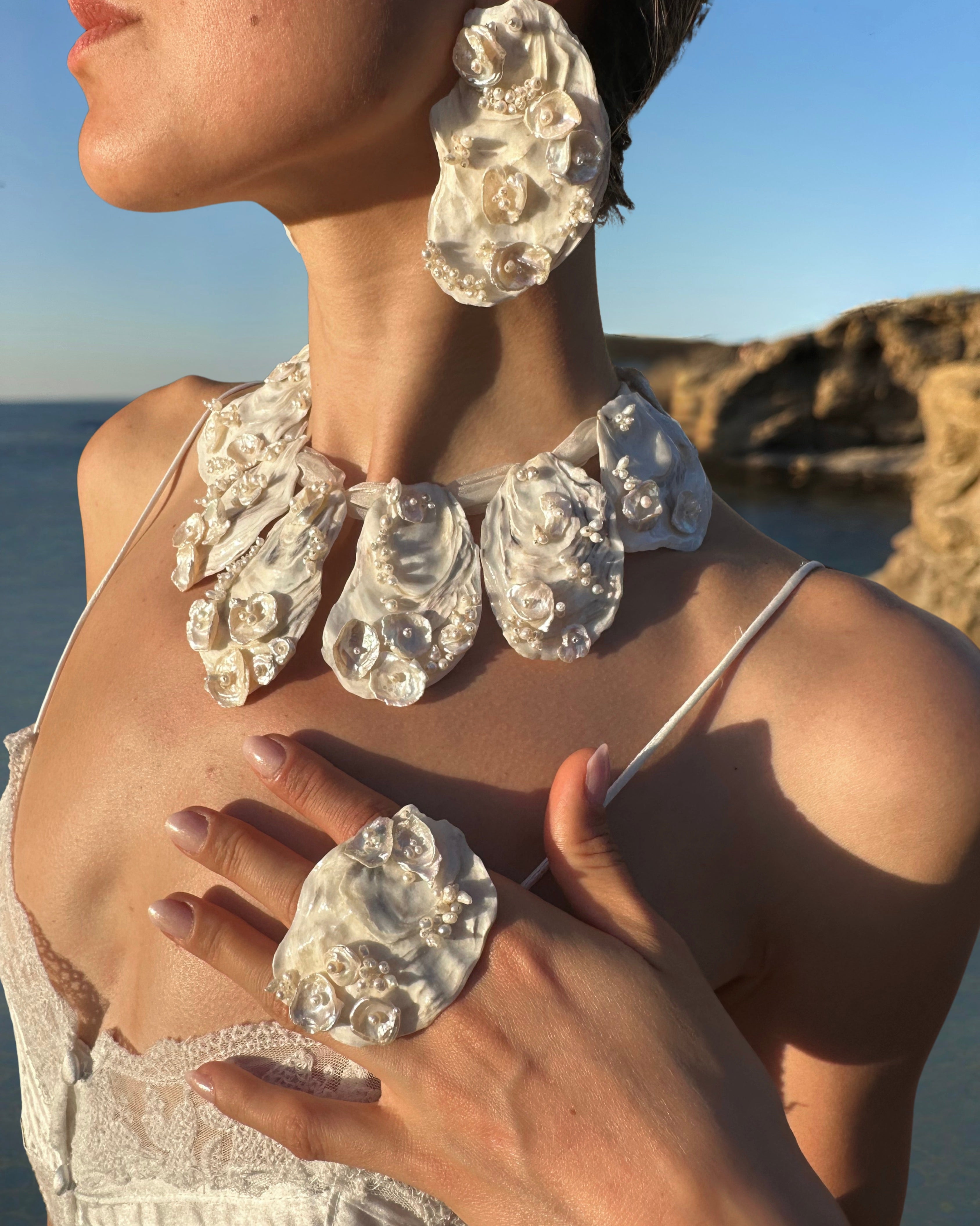 LAREINA EARRINGS