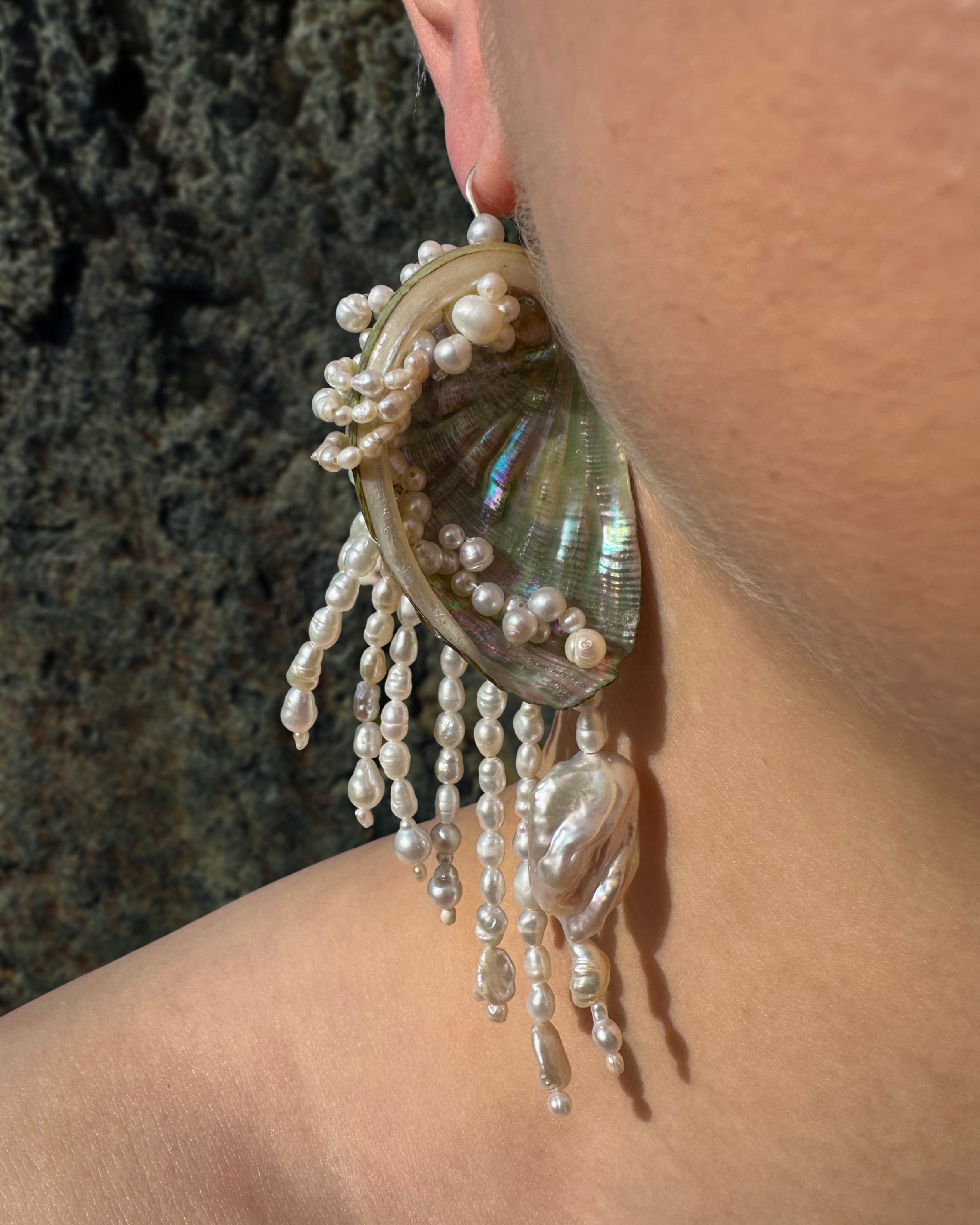ABALUNA EARRINGS