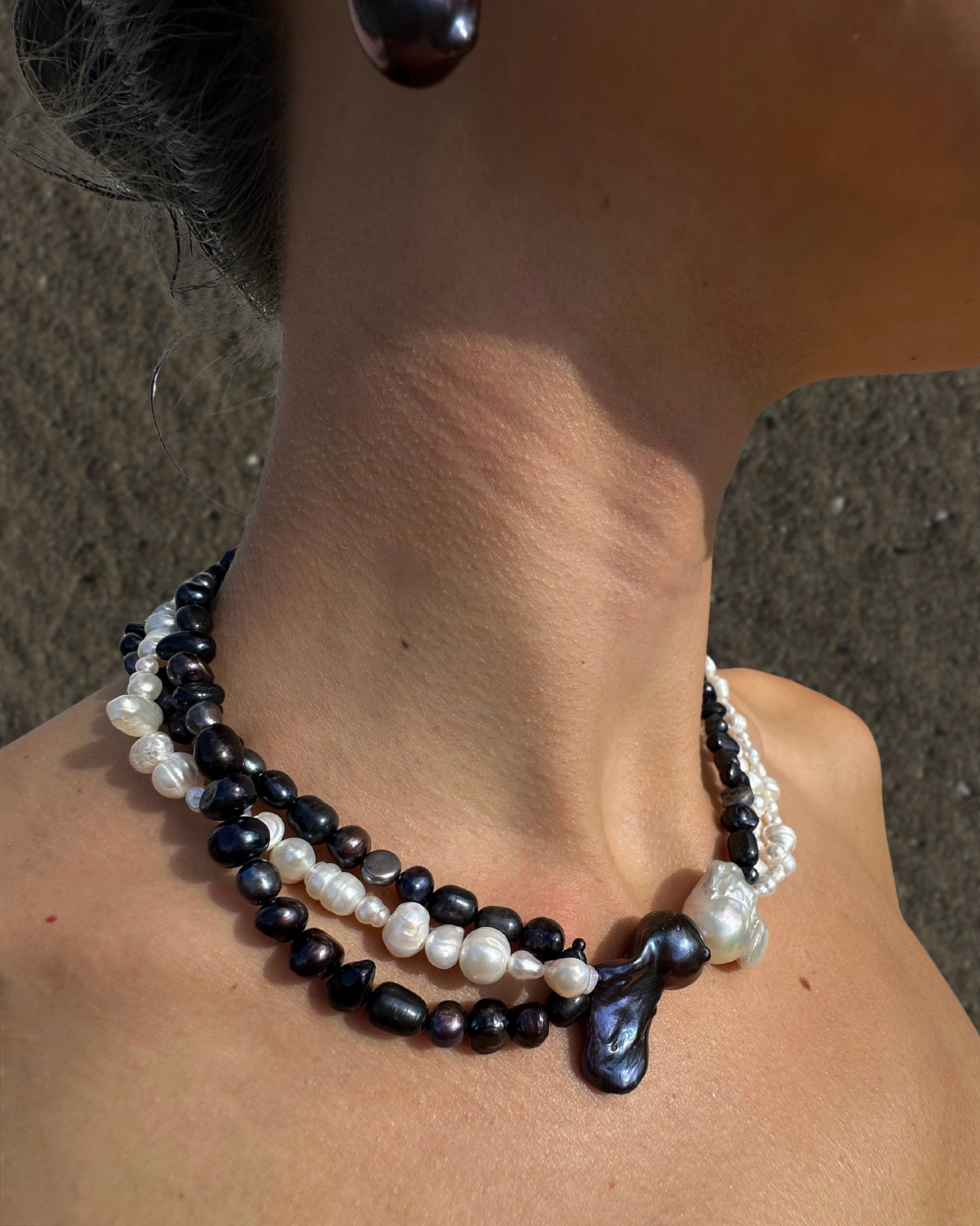ZEBRA NECKLACE