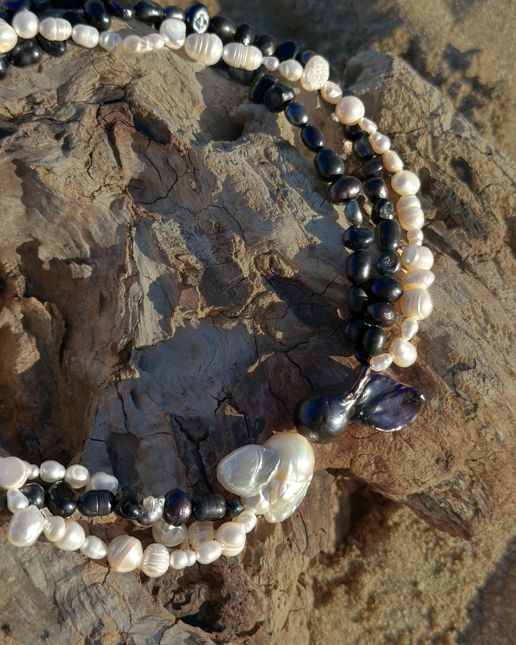 ZEBRA NECKLACE