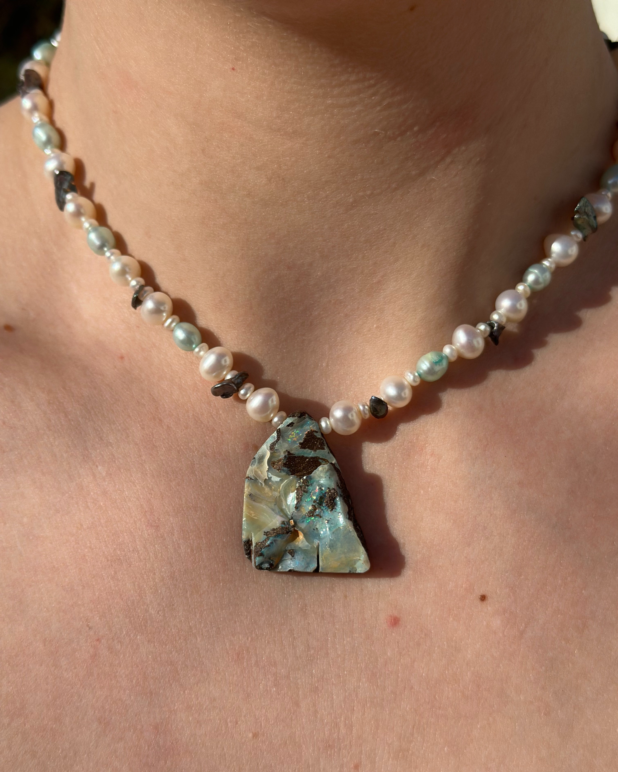 JULI NECKLACE