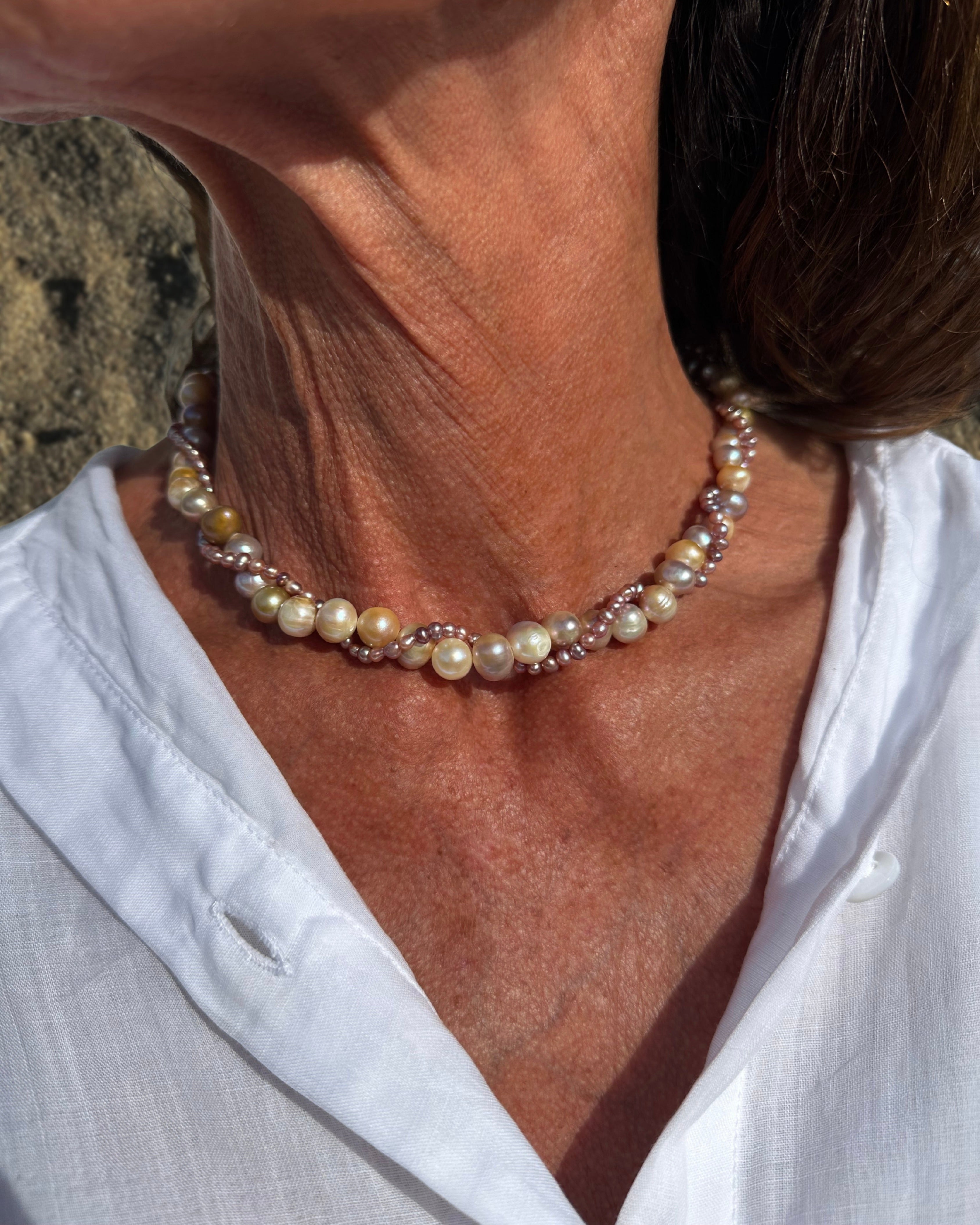 CHLOE NECKLACE