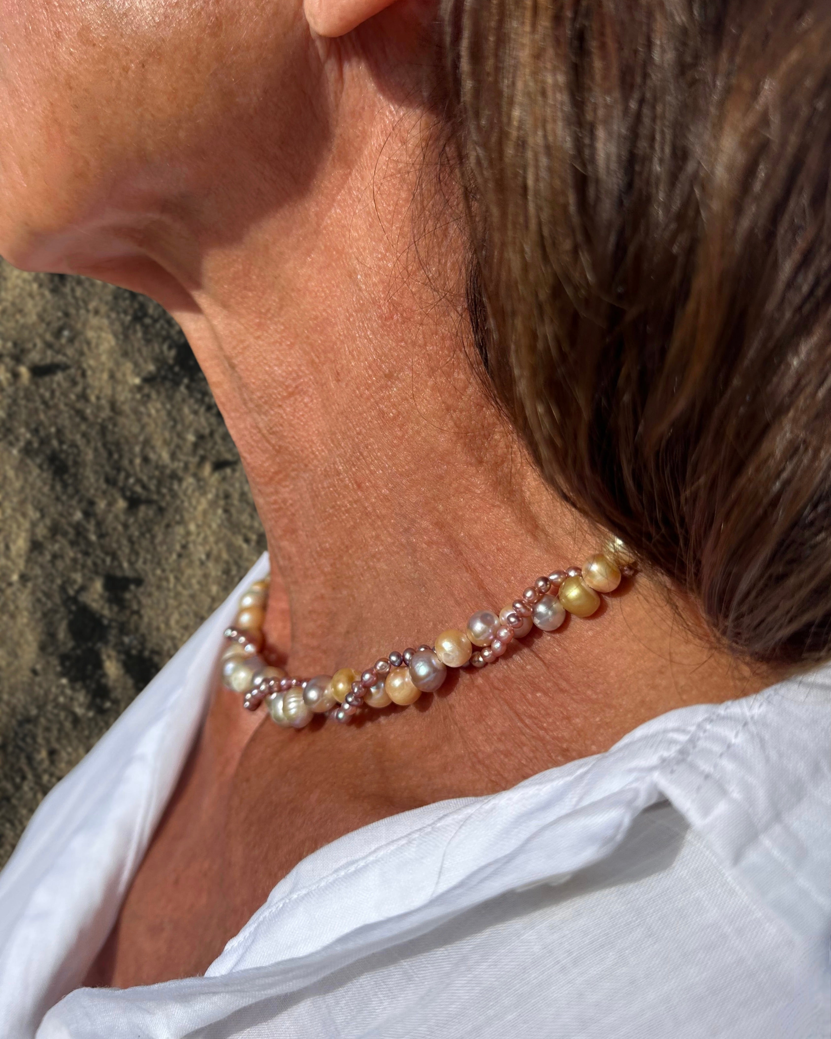 CHLOE NECKLACE