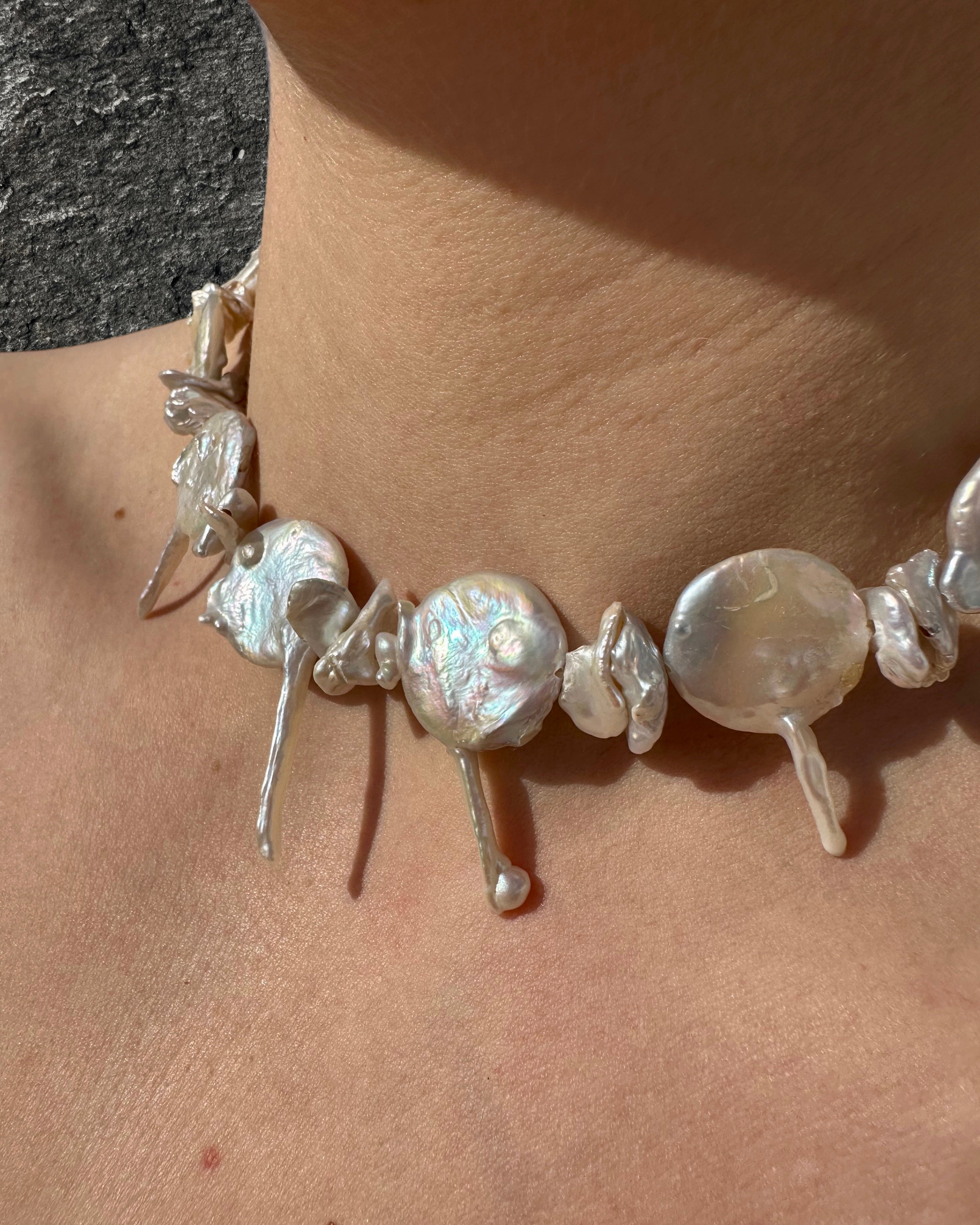 LINEA NECKLACE