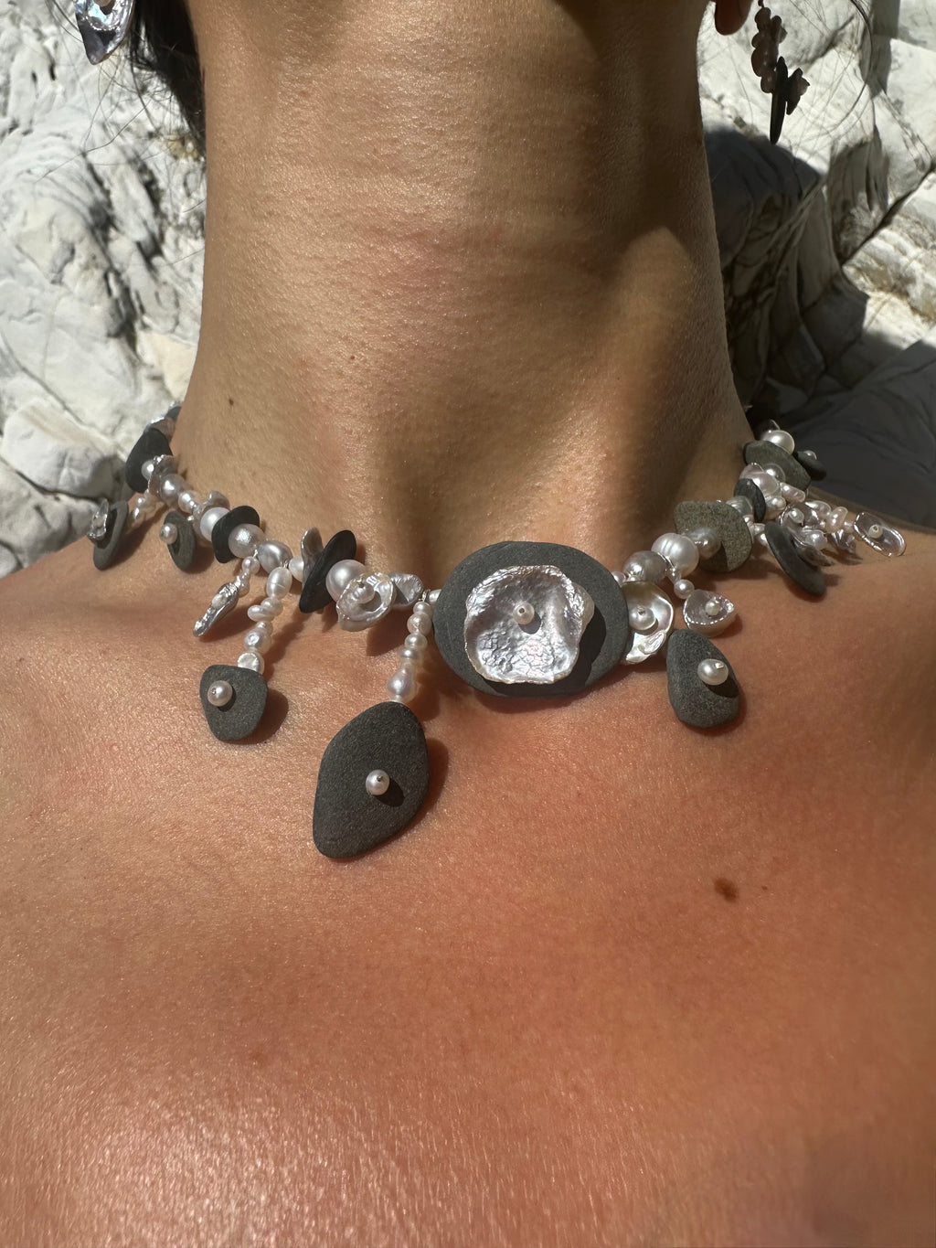 NERIO NECKLACE