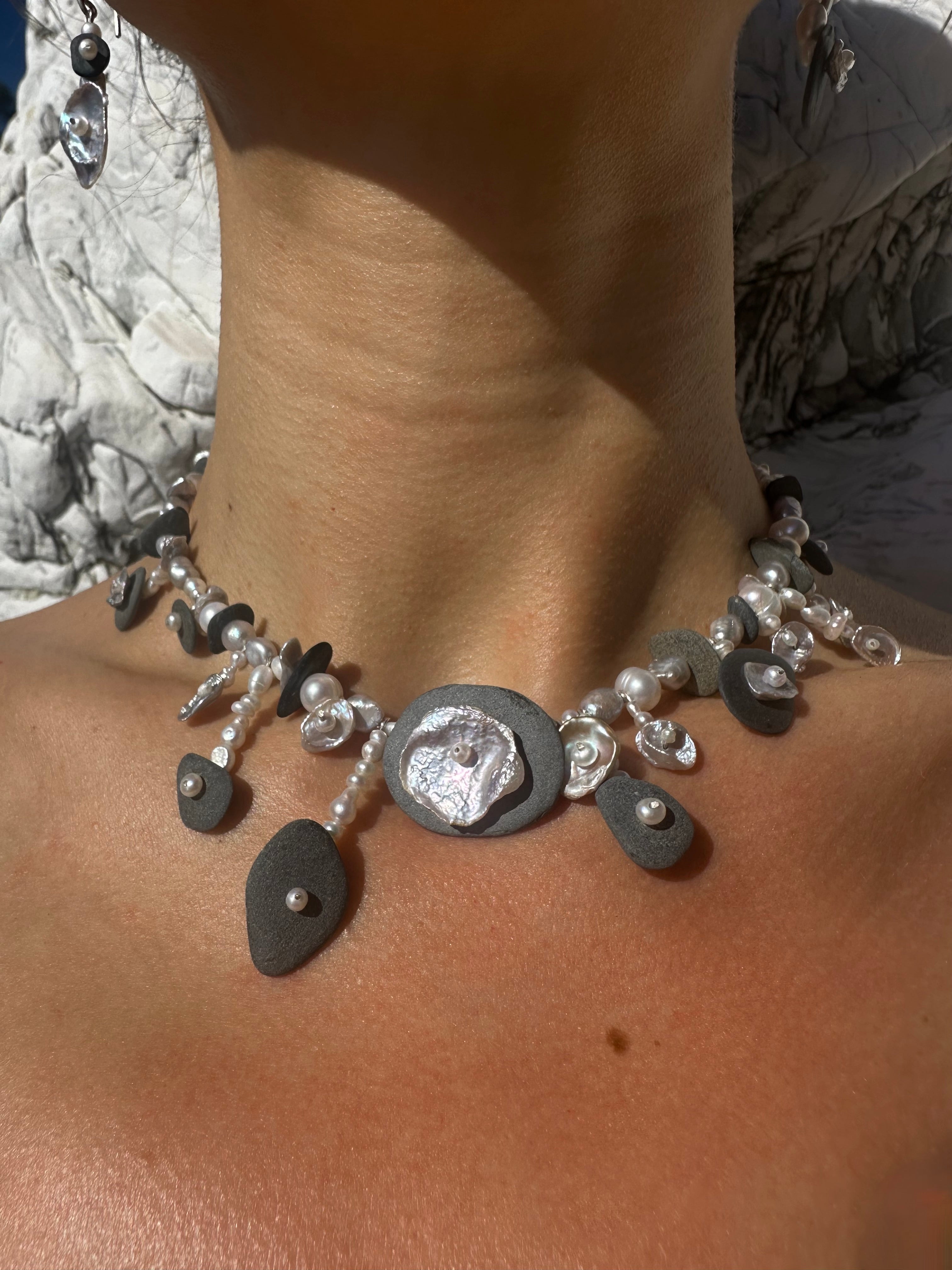 NERIO NECKLACE