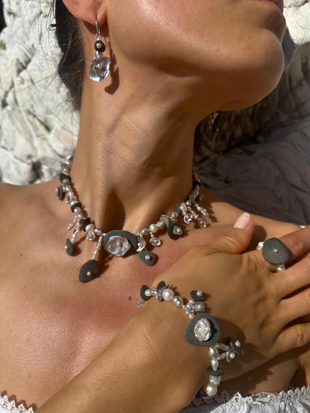 NERIO NECKLACE