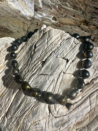 GAIA NECKLACE