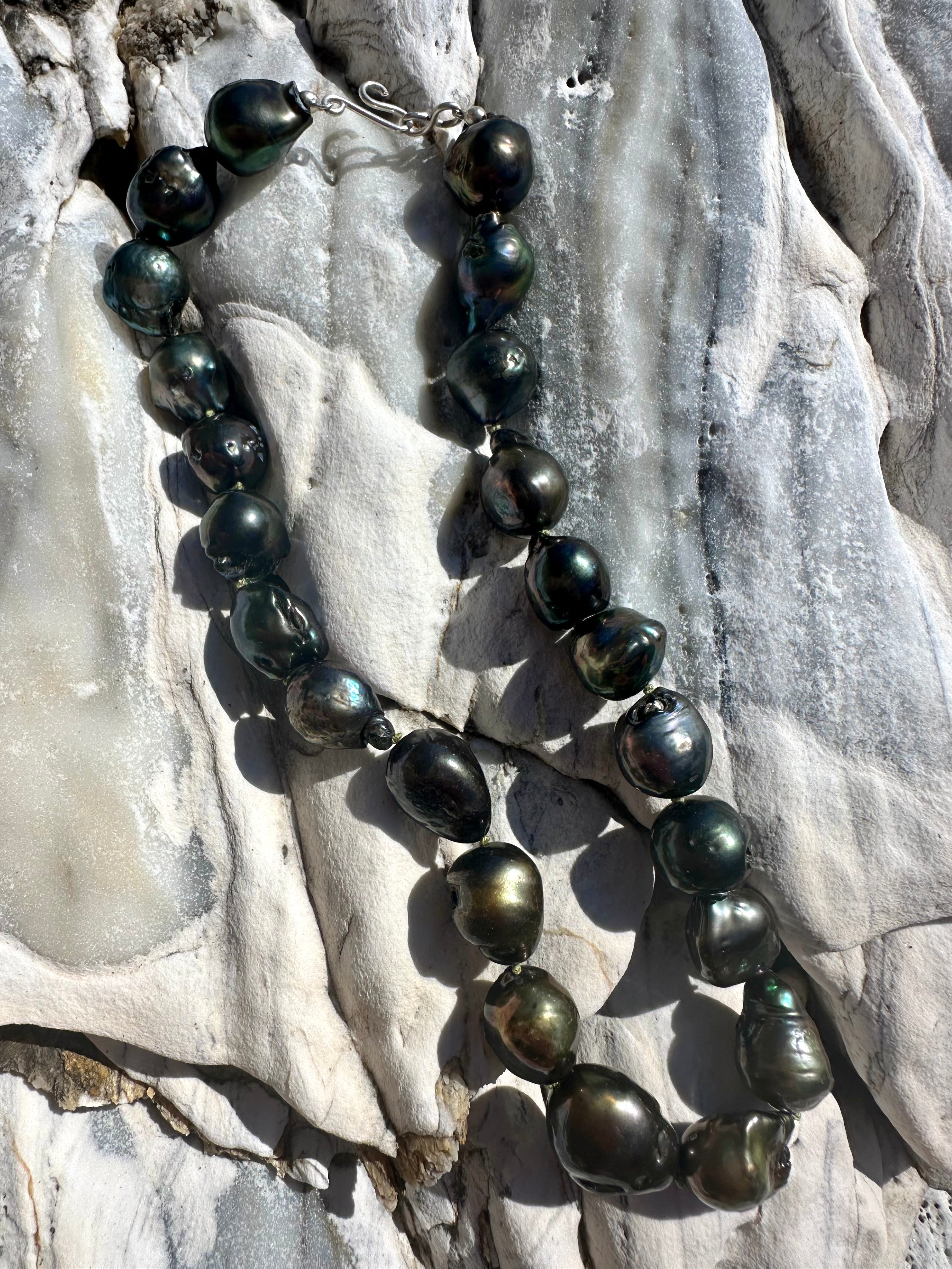 GAIA NECKLACE