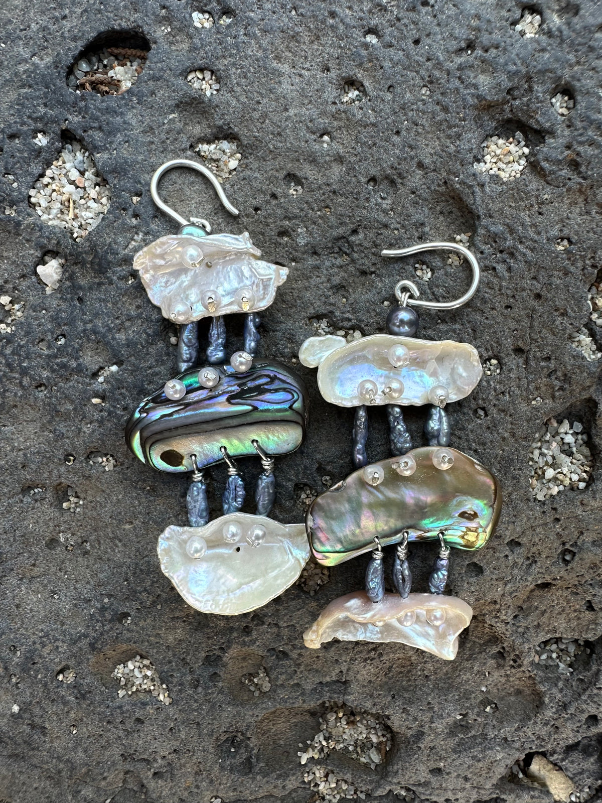 NAYA EARRINGS