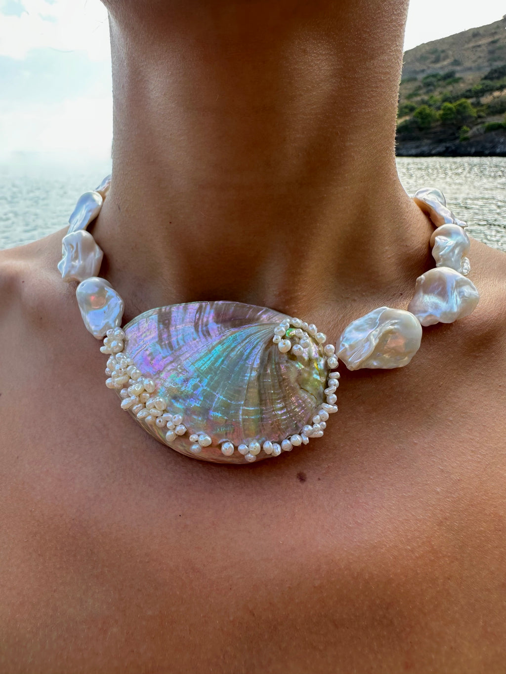 ABALORA NECKLACE