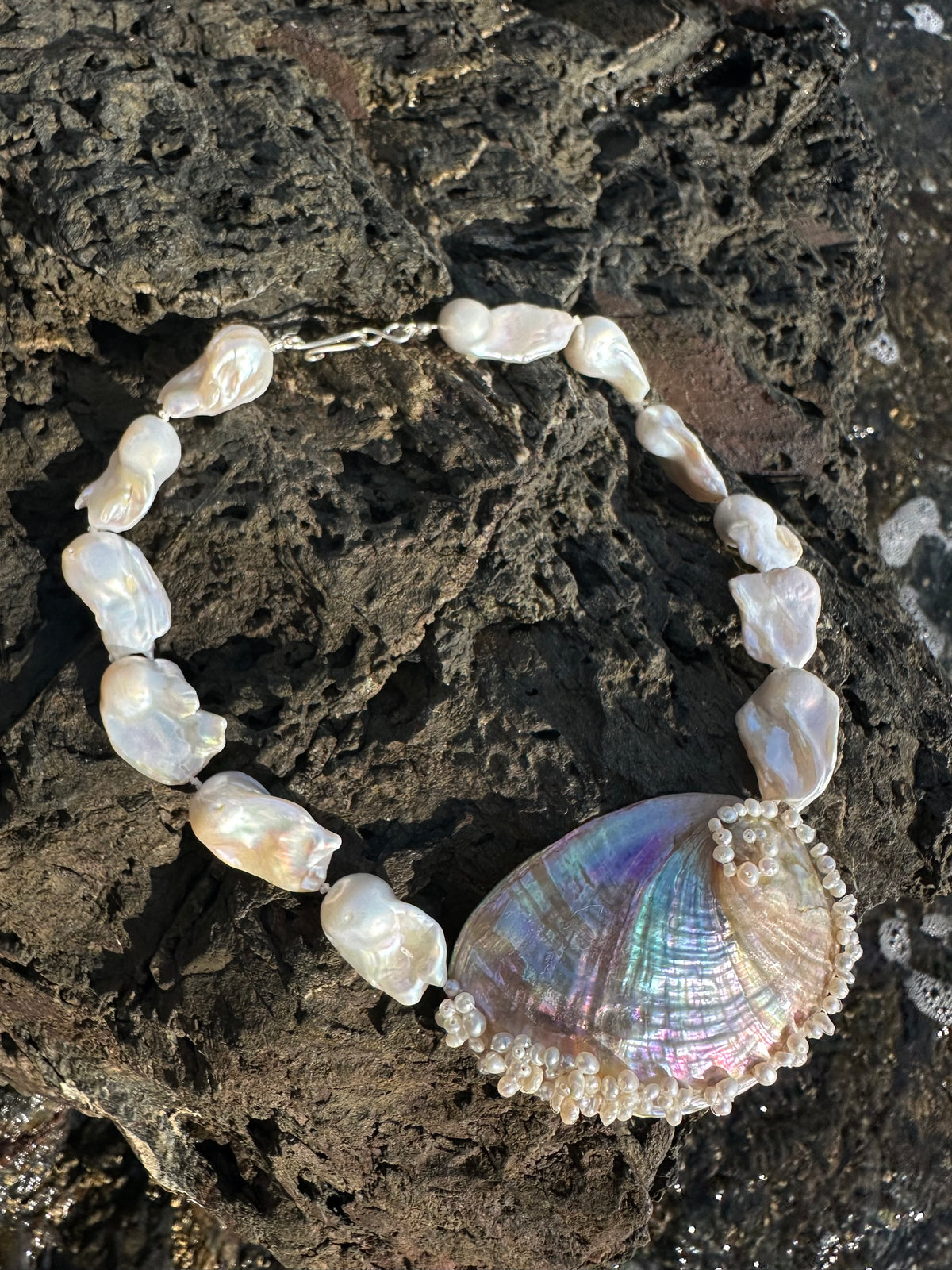 ABALORA NECKLACE