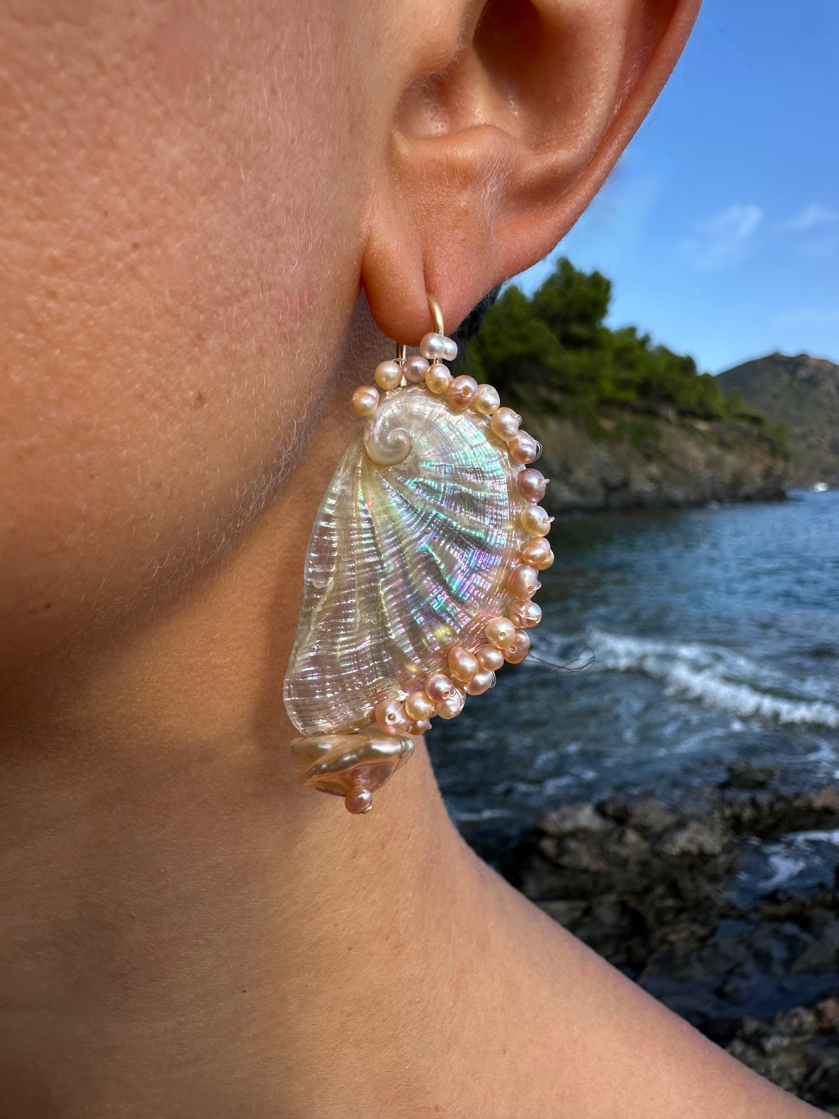 ANASTASIA EARRINGS