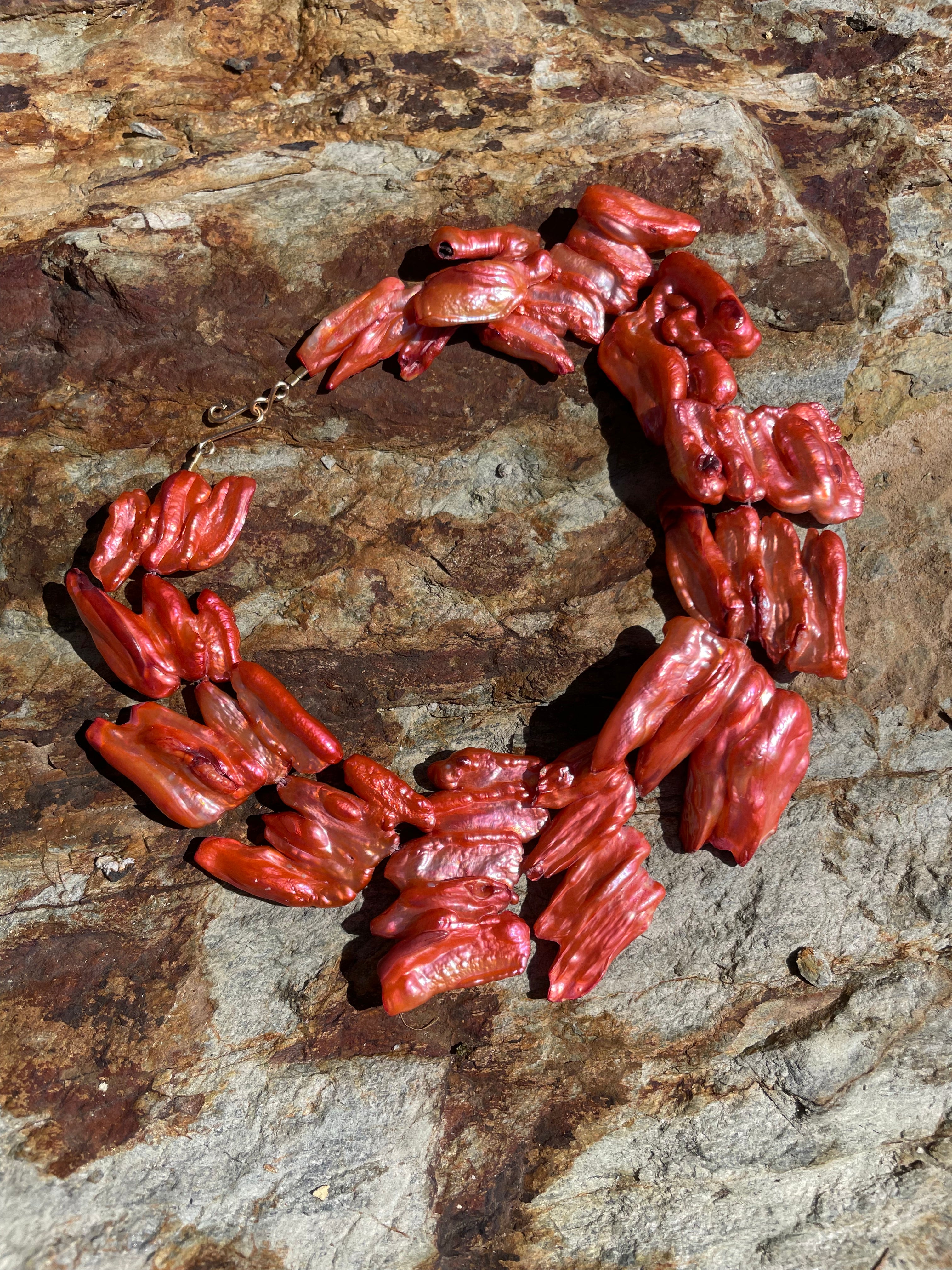 CORAL CHOKER