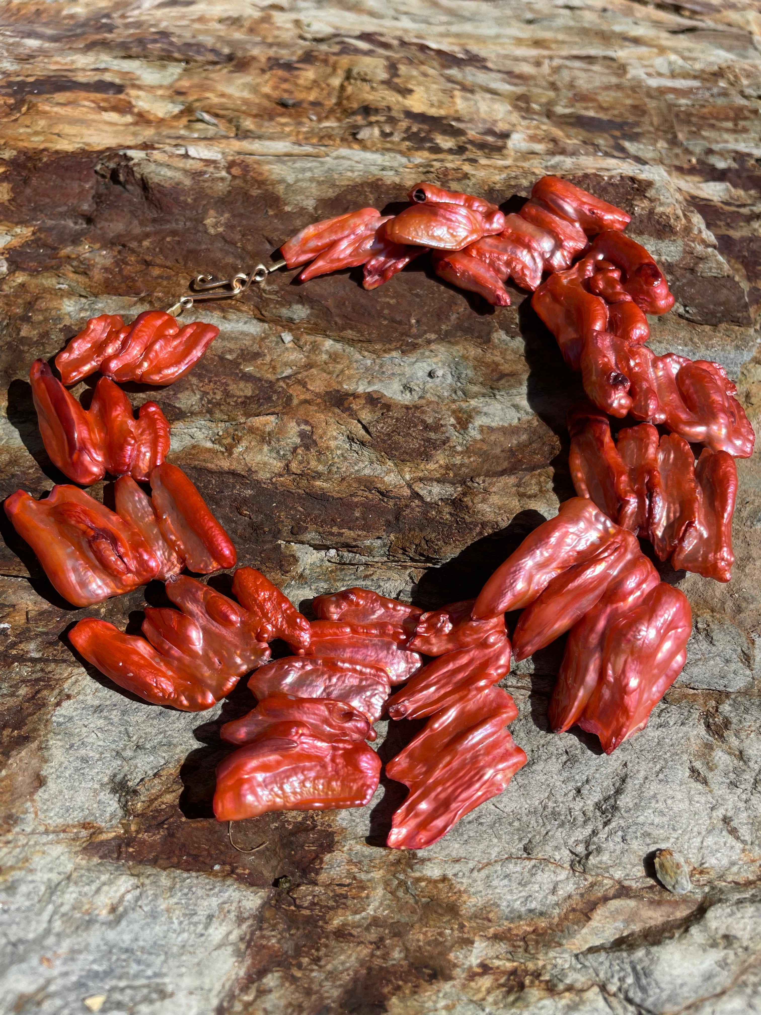 CORAL CHOKER