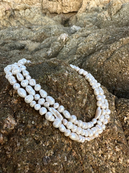 TRINITA NECKLACE