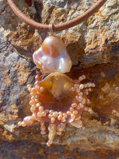 APRICOSA NECKLACE