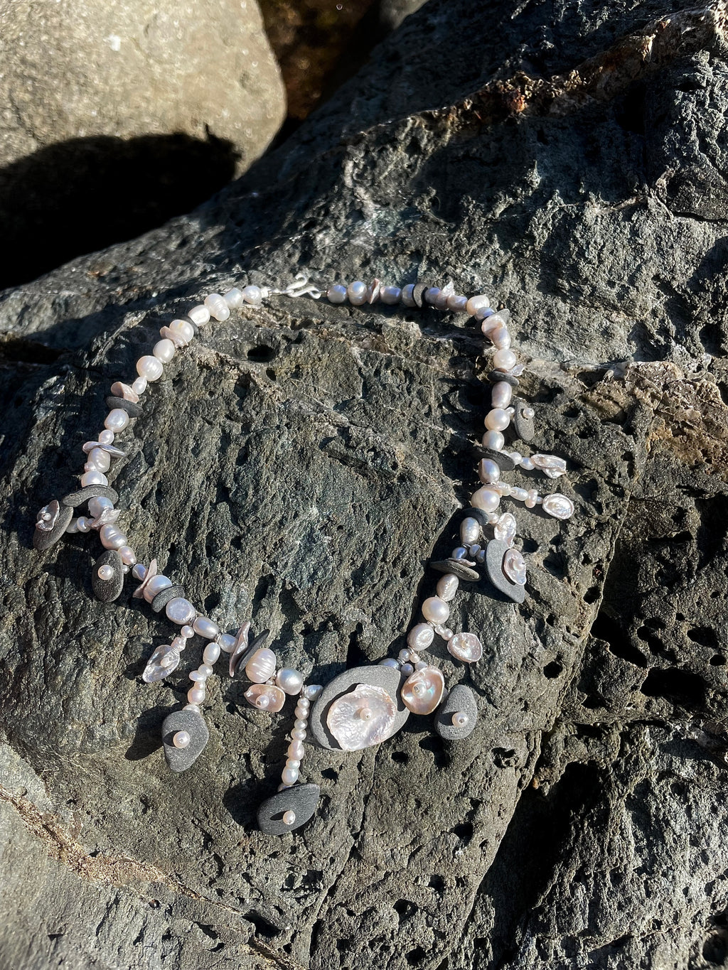 NERIO NECKLACE