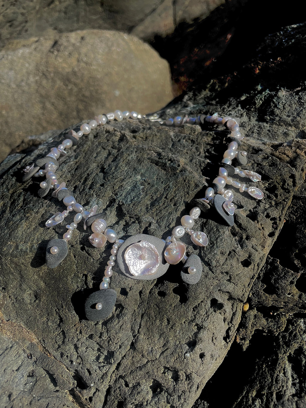 NERIO NECKLACE