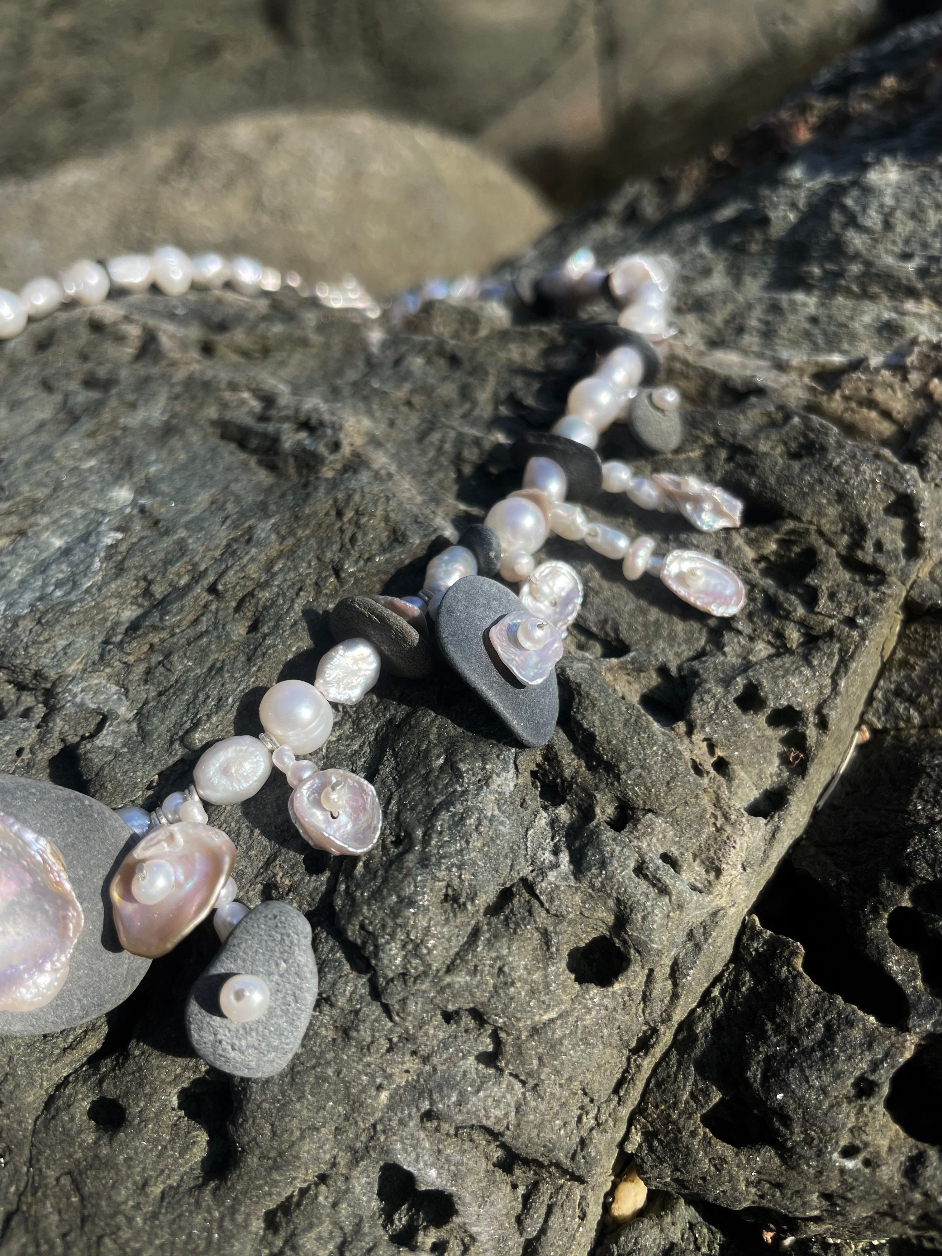 NERIO NECKLACE
