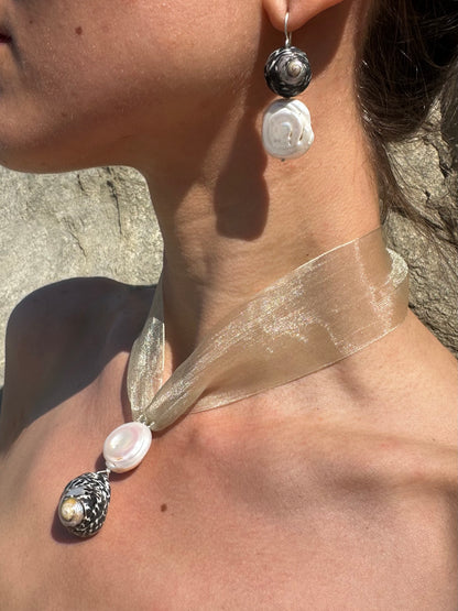 SNEGLE NECKLACE