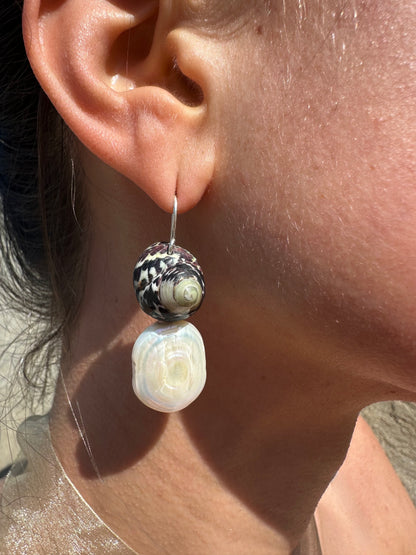 SNEGLE EARRINGS