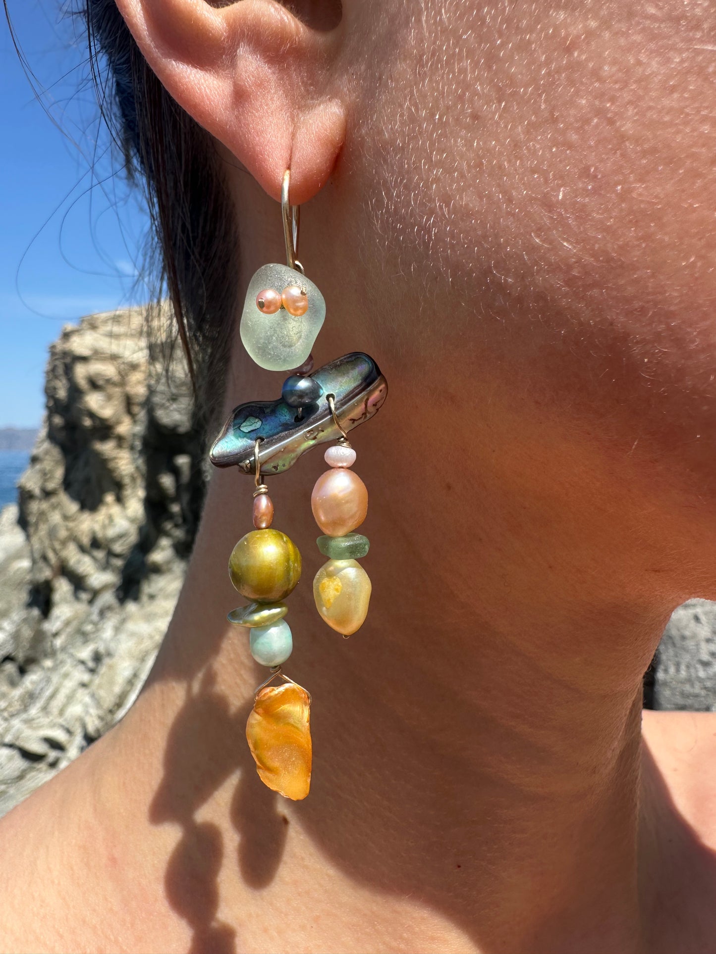 IRIDESCA EARRINGS