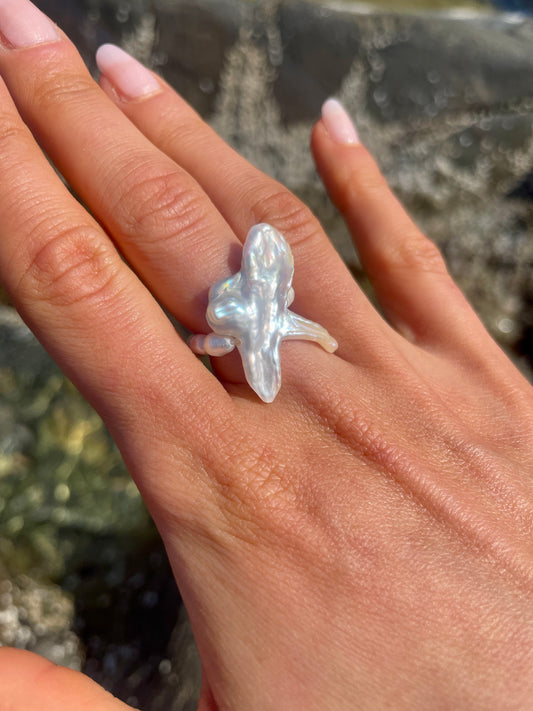 EKIS RING