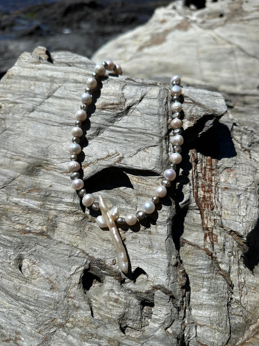 CRUZ NECKLACE