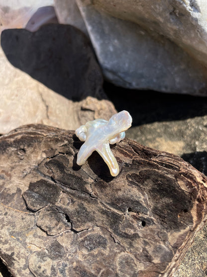 EKIS RING