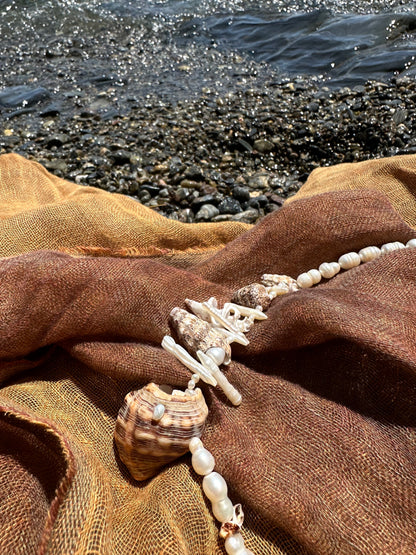 BEA NECKLACE