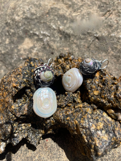 SNEGLE EARRINGS