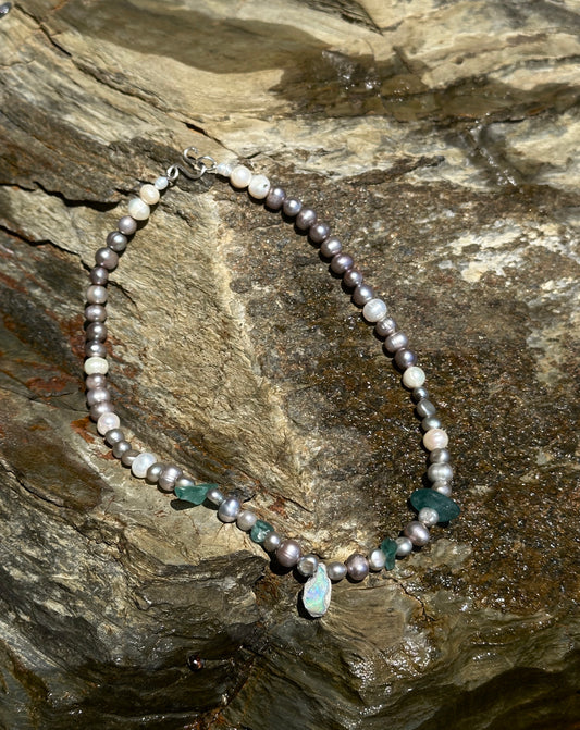 OPALO NECKLACE