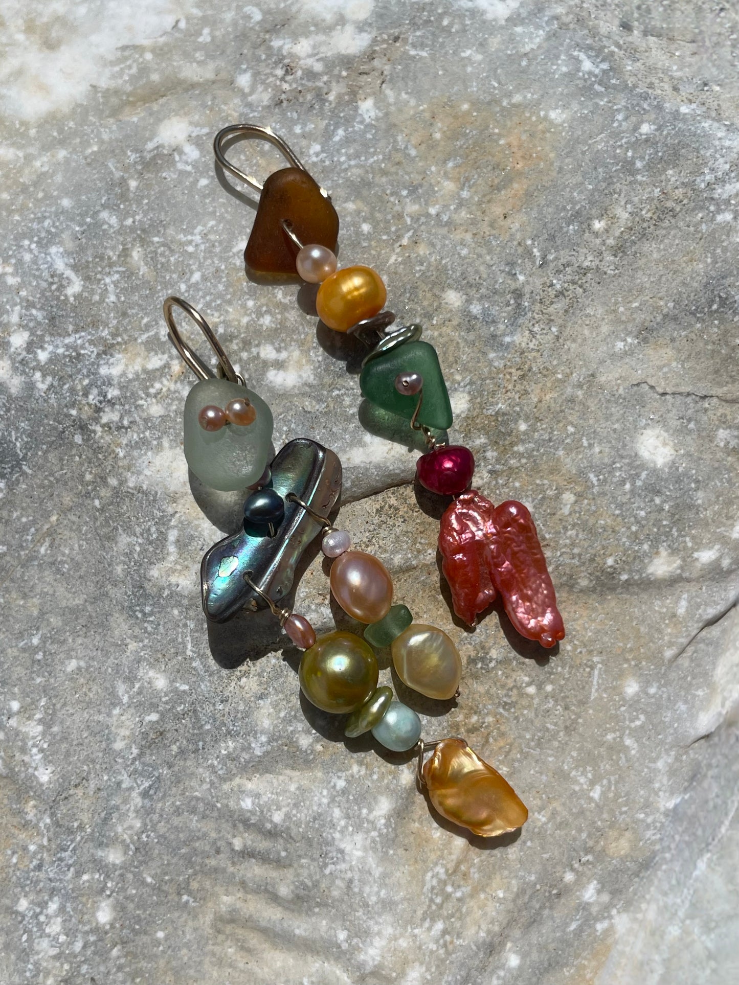 IRIDESCA EARRINGS