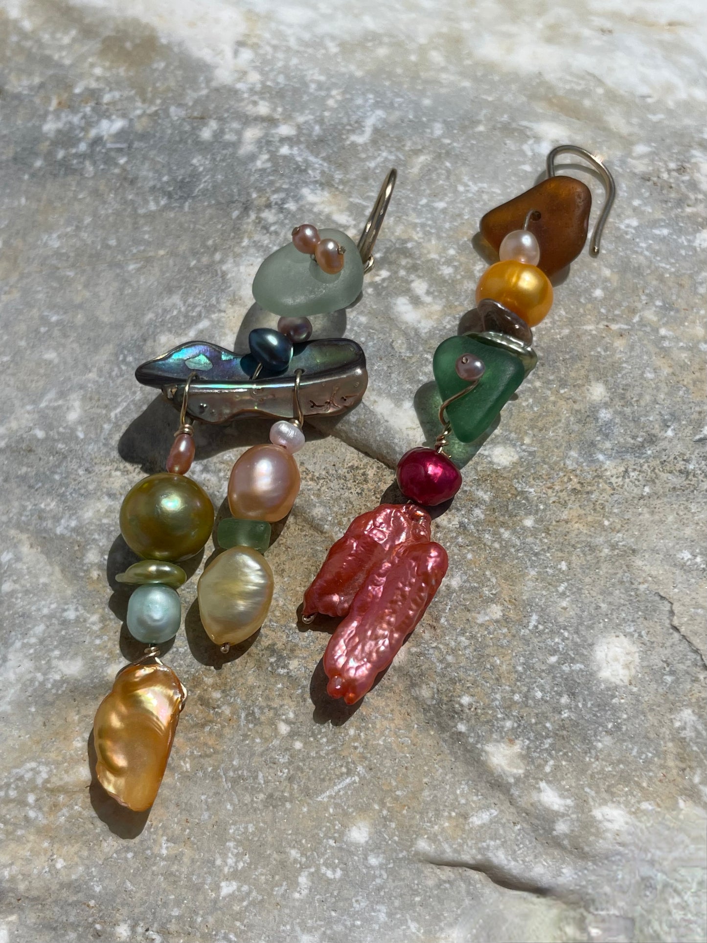 IRIDESCA EARRINGS