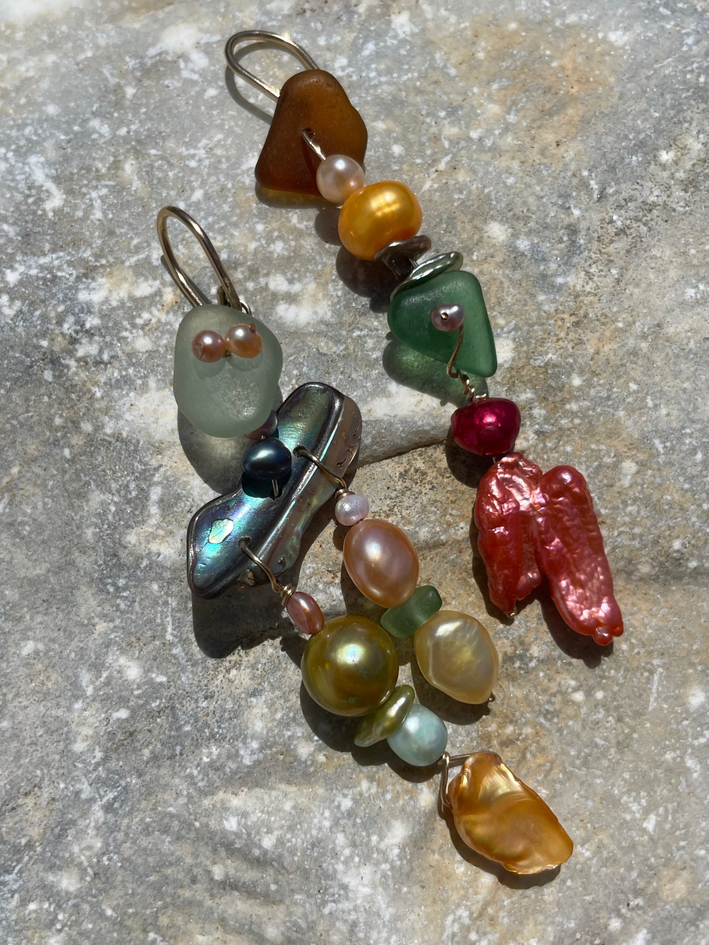 IRIDESCA EARRINGS