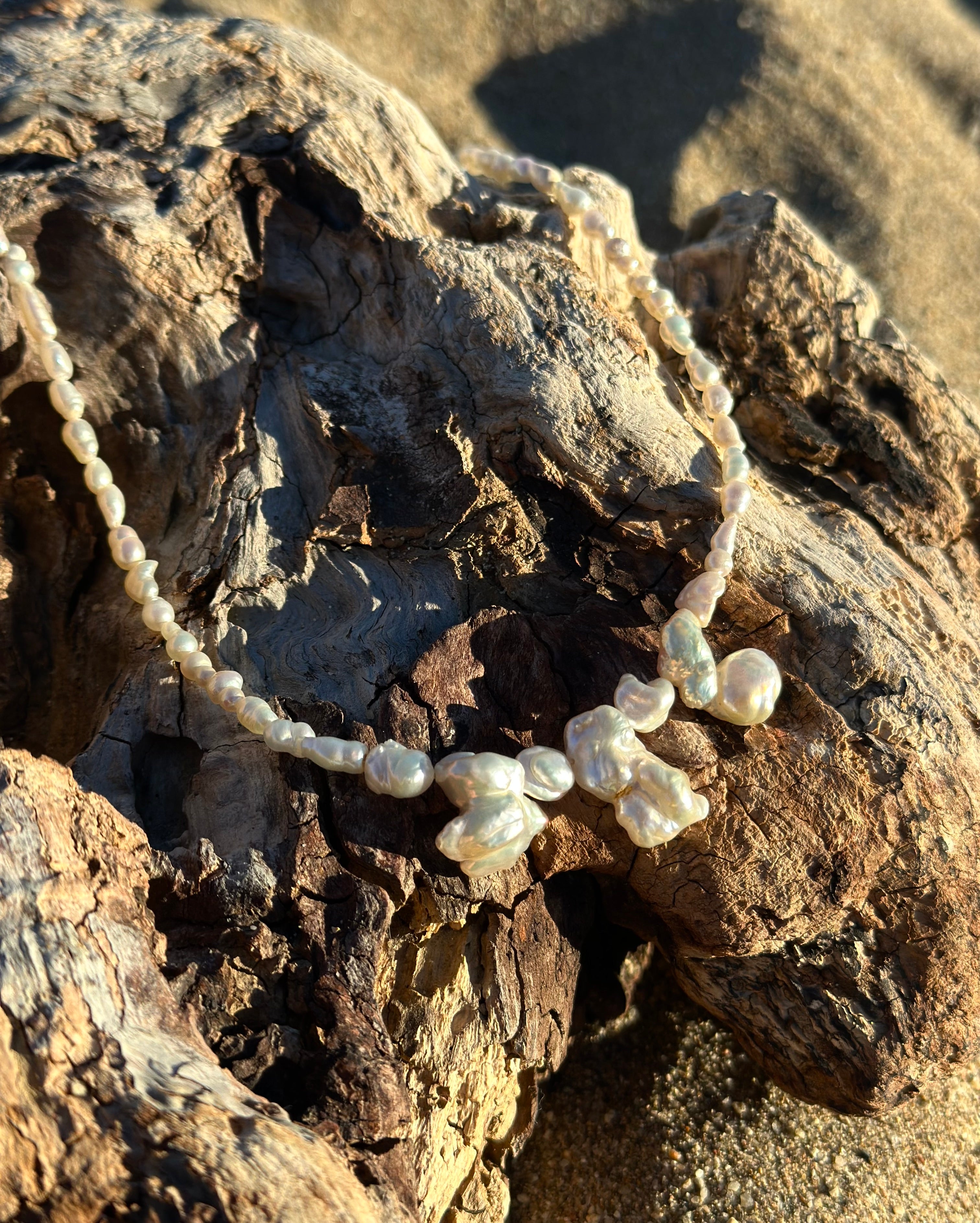 VERA NECKLACE