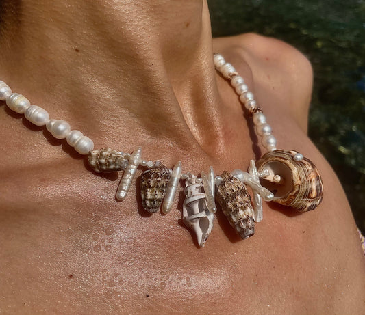 BEA NECKLACE