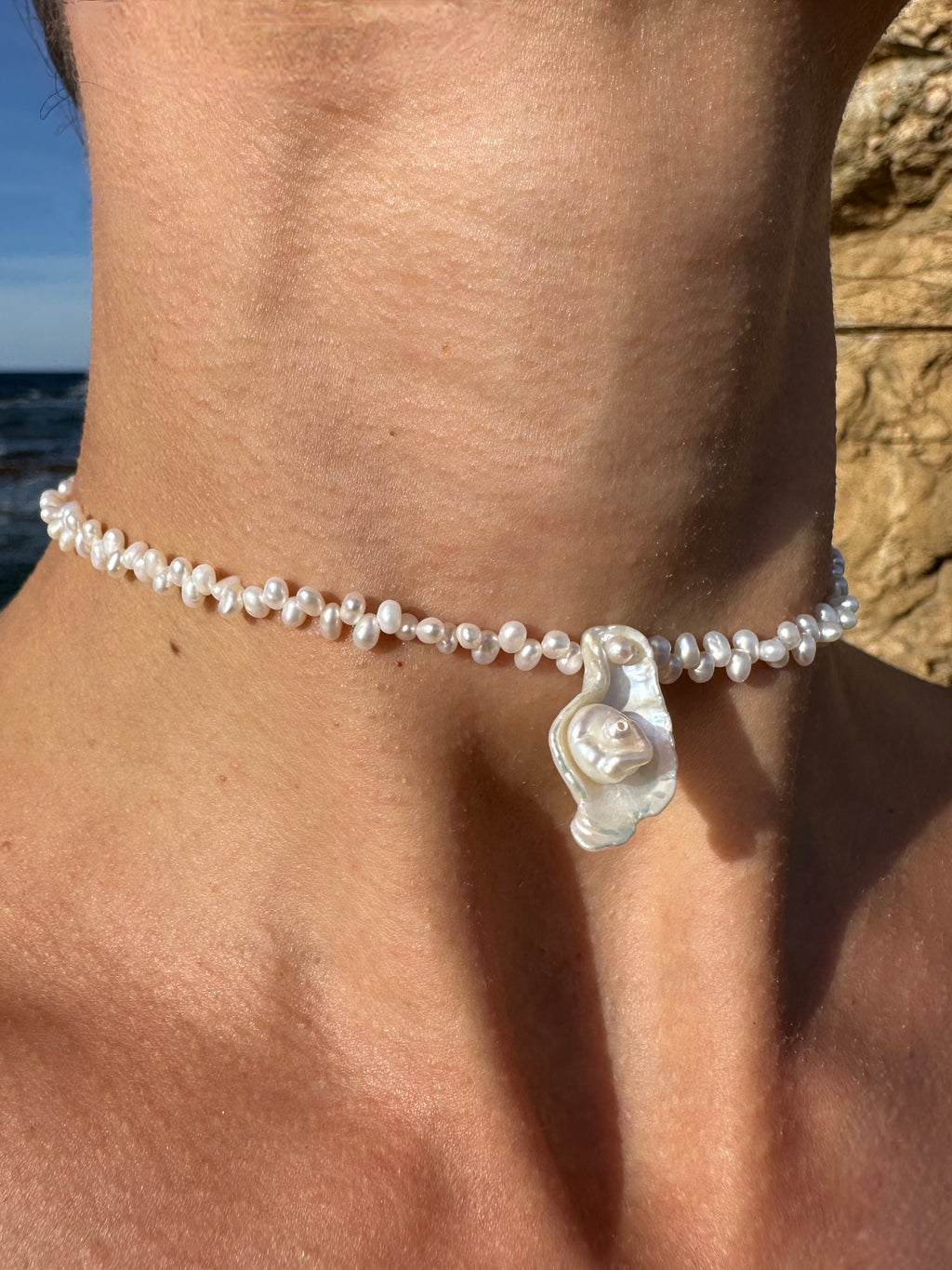 EVY NECKLACE