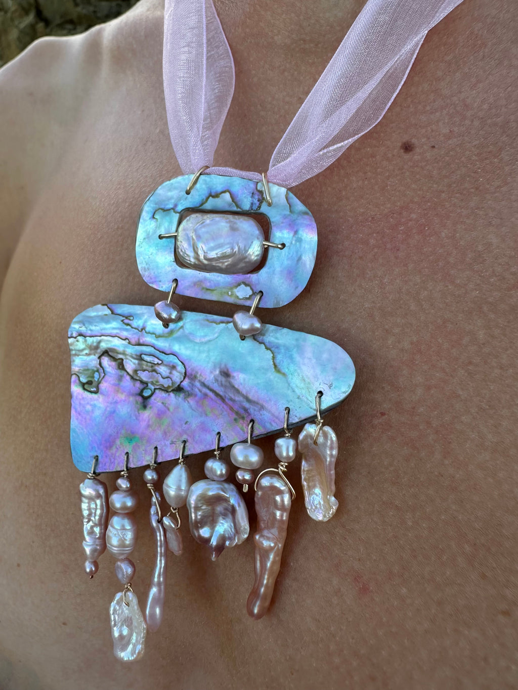 ROSALIE NECKLACE