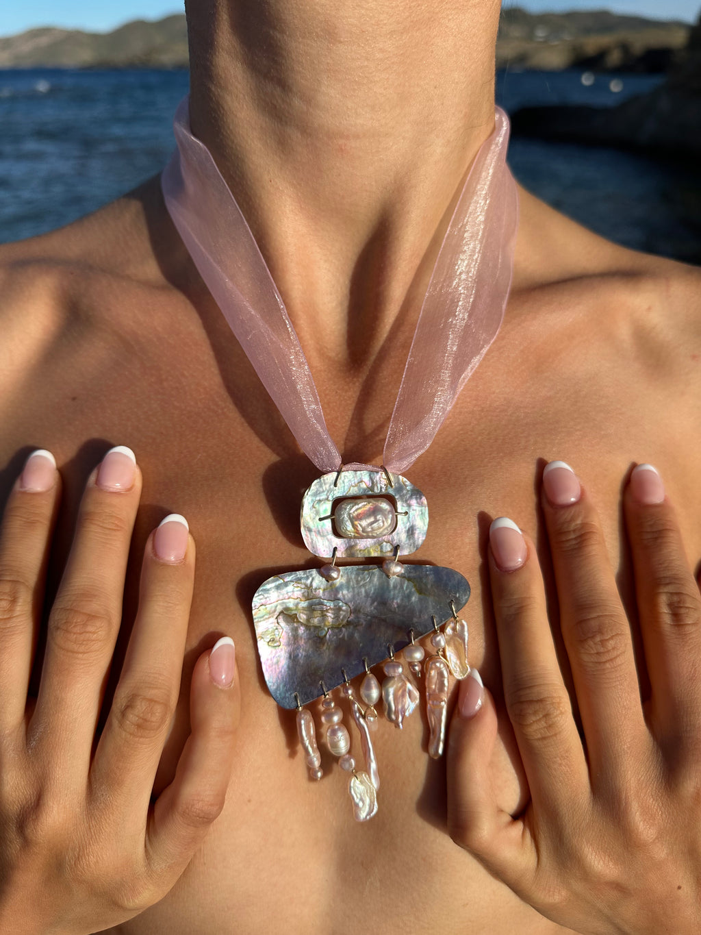ROSALIE NECKLACE