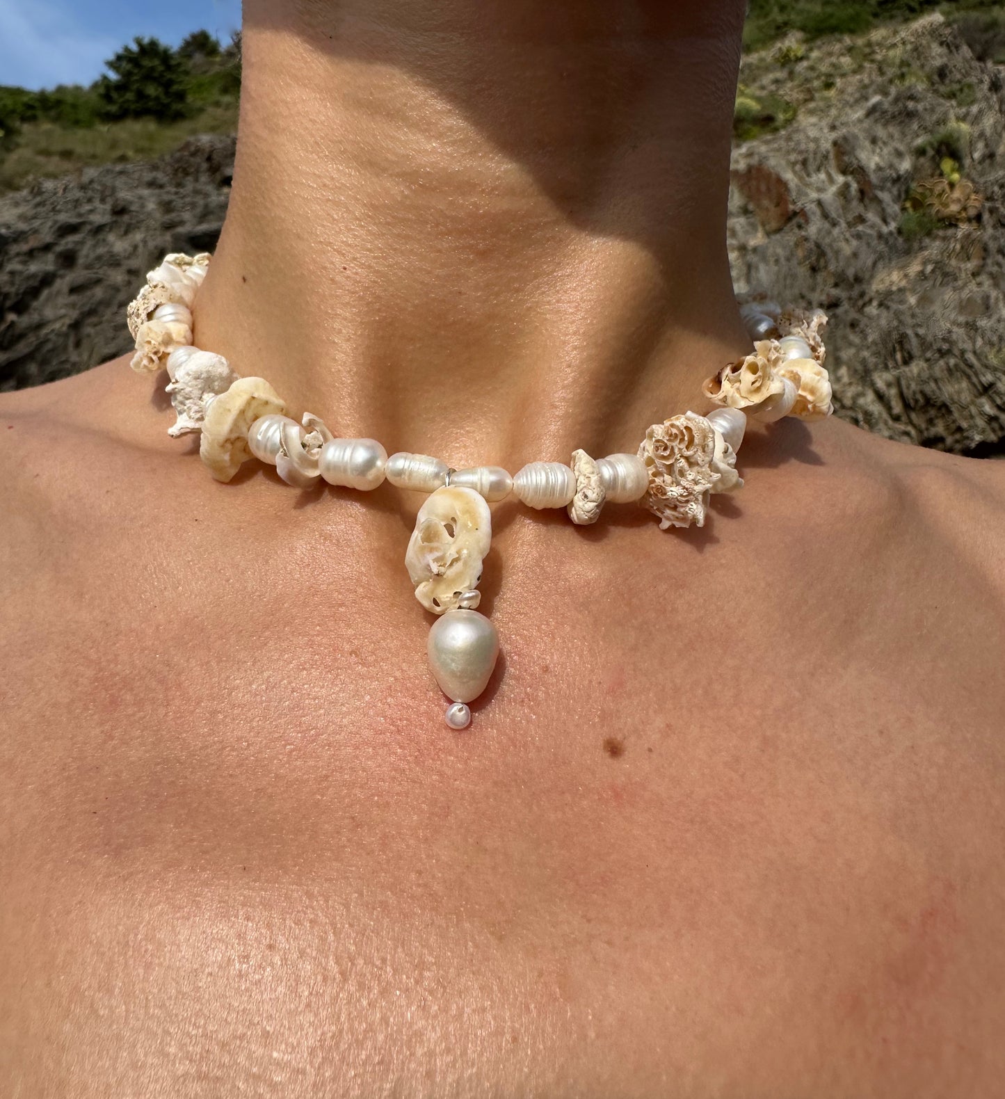 LOLO NECKLACE