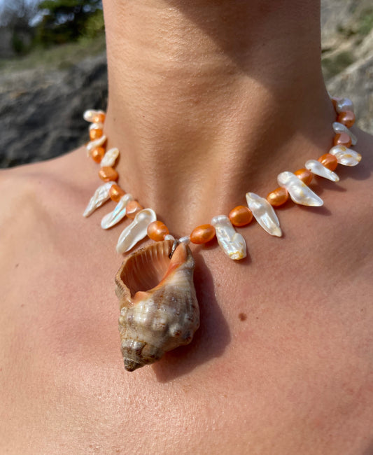 ISABELLA NECKLACE