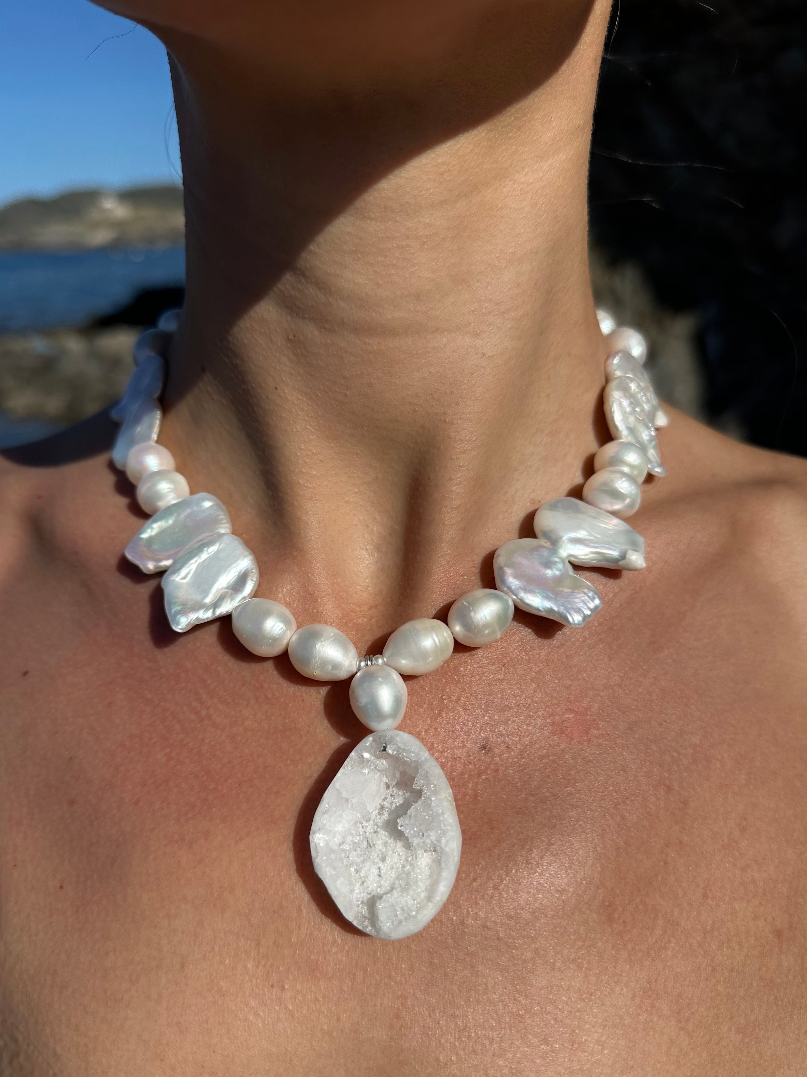 GWENDOLYN NECKLACE