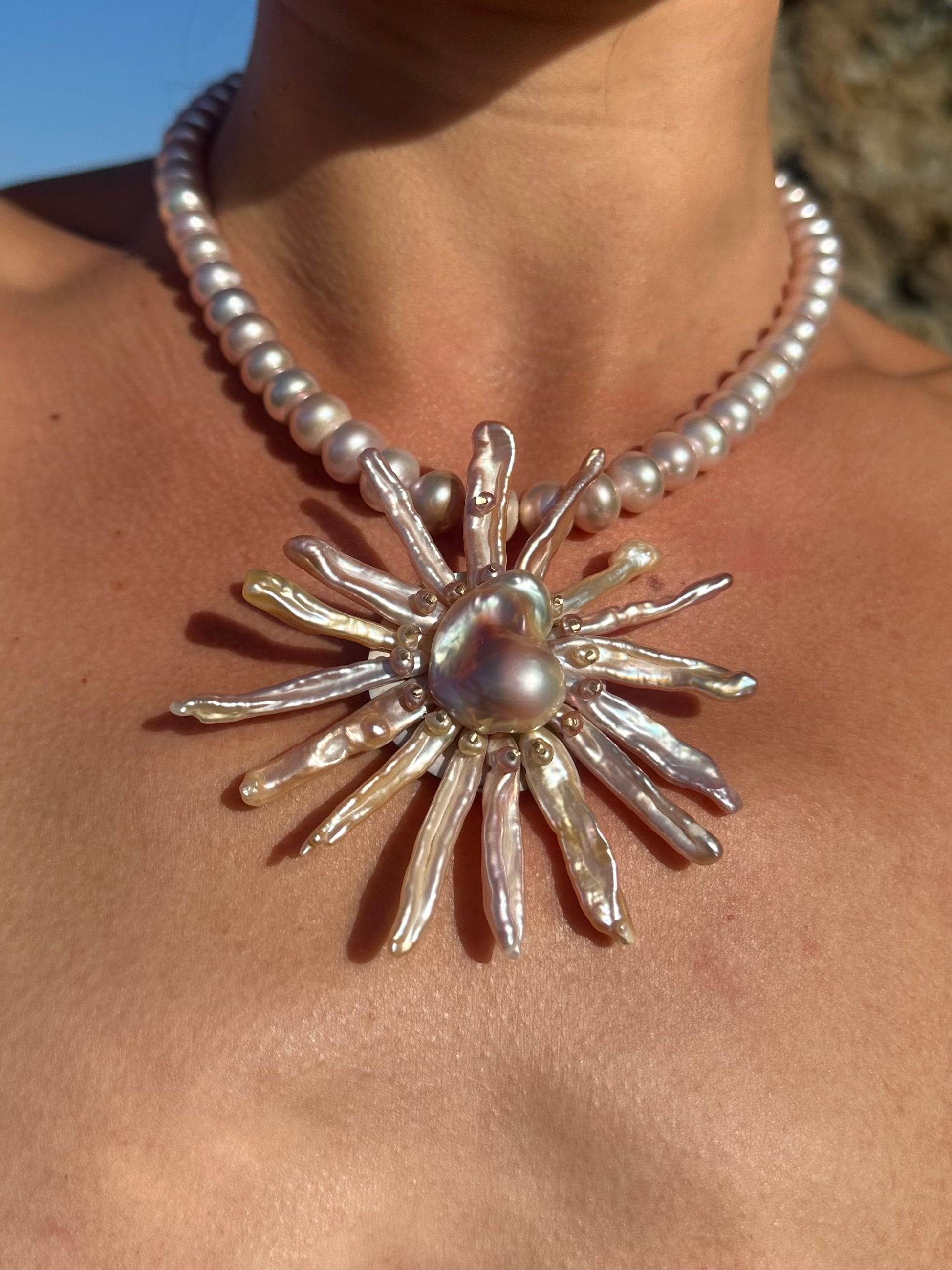 SOL NECKLACE