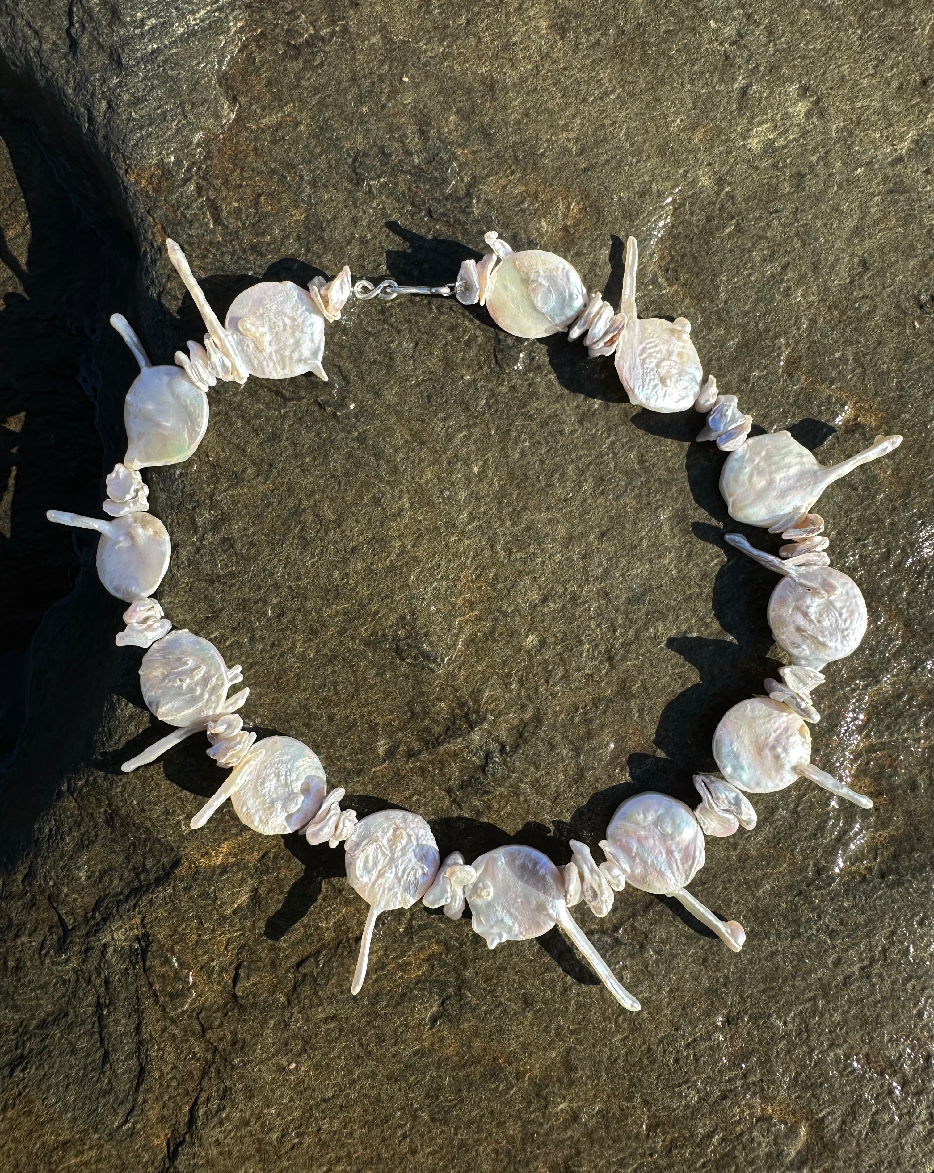 LINEA NECKLACE
