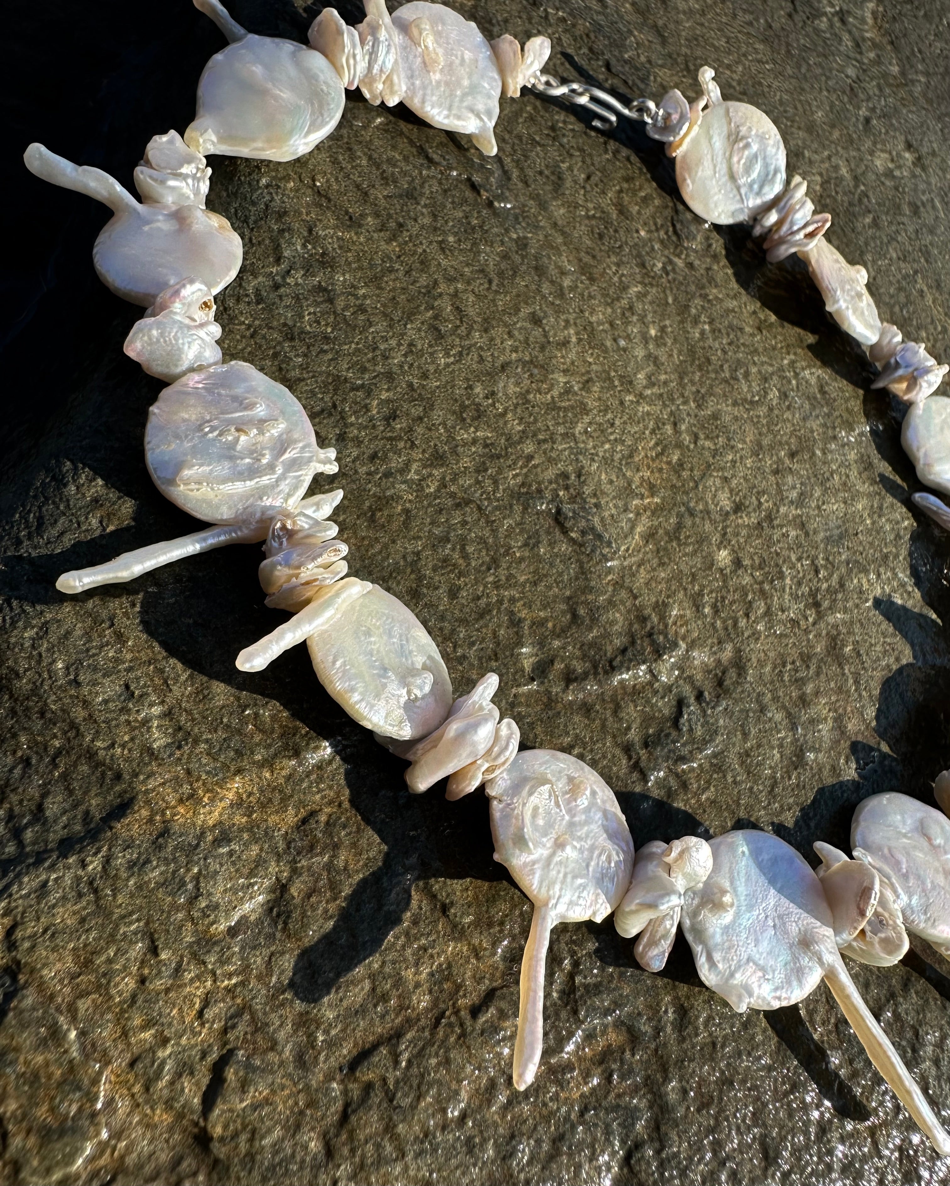 LINEA NECKLACE